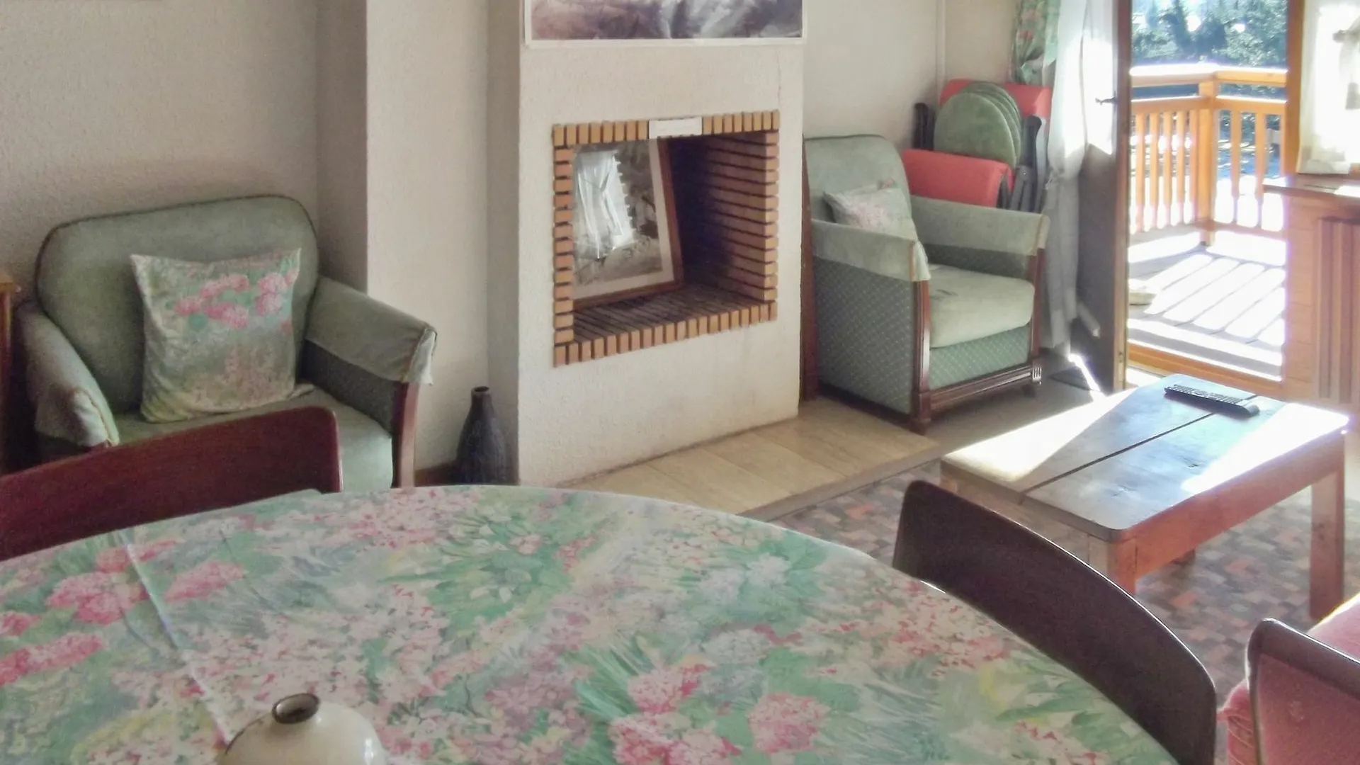 Comfortable, 1-Bedroom Apartment In Megeve With Mountain Views At The 0*,  Γαλλία
